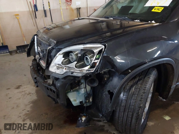 2007 GMC Acadia SLT with VIN 1GKEV33737J118487, listed as a IAAI auction lot 41513322 with 181,372 mi miles. Bid and sale history available at carsss.com. Image 6.