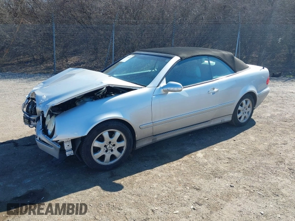 2003 Mercedes-Benz CLK 320 z VIN WDBLK65GX3T143863, wystawiony jako IAAI lot #41704225 z przebiegiem Nie podano mil oraz . Historia ofert i sprzedaży dostępna na DreamBid. Obrazek 18.