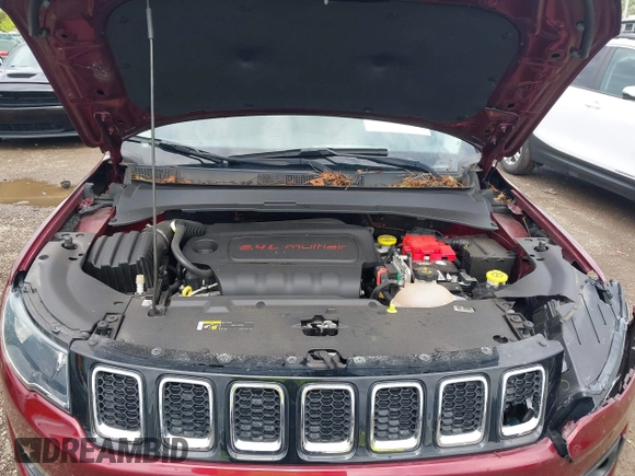 2021 Jeep Compass Latitude with VIN 3C4NJDBBXMT504993, listed as a IAAI auction lot 42181872 with 56,053 mi miles and . Bid and sale history available at DreamBid. Image 10.