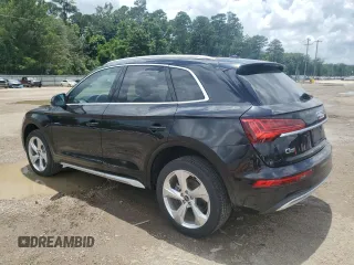 2021 Audi Q5 Premium Plus with VIN WA1BAAFY9M2081092, listed as a Copart auction lot 61368775 with 45,278 mi miles and Salvage title. Bid and sale history available at DreamBid. Image 2.
