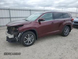 2018 Toyota Highlander SE z VIN 5TDJZRFH1JS800297, wystawiony jako Copart lot #52893805 z przebiegiem 74 876 mil mil oraz Czysty tytuł • Clean title. Historia ofert i sprzedaży dostępna na DreamBid. Obrazek 1.