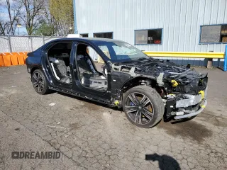 2024 BMW 7 Series 740i z VIN WBA23EH09RCR07226, wystawiony jako Copart lot #51779095 z przebiegiem Nie podano mil oraz Czysty tytuł • Clean title. Historia ofert i sprzedaży dostępna na DreamBid. Obrazek 4.