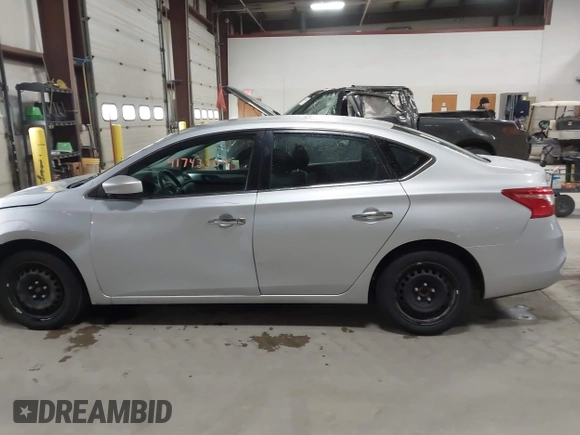 2019 Nissan Sentra SV with VIN 3N1AB7AP8KY339488, listed as a IAAI auction lot 41743309 with 150,427 mi miles and . Bid and sale history available at DreamBid. Image 14.