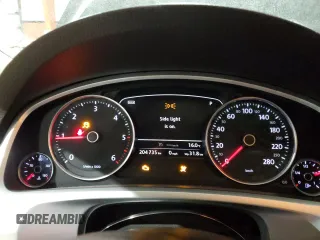 2013 Volkswagen Touareg Sport с VIN WVGEP9BP5DD008301, выставлен на аукционе Copart как лот 85085984 с пробегом 204 735 миль миль и Списание • Salvage title. История ставок и продаж доступна на DreamBid. Изображение 9.