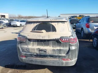 2024 Jeep Compass Sport with VIN 3C4NJDAN1RT126498, listed as a IAAI auction lot 41170375 with 12,466 mi miles and . Bid and sale history available at DreamBid. Image 16.