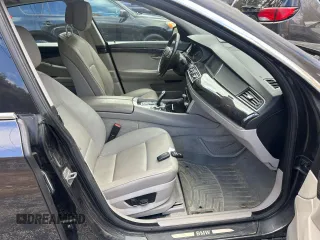 2013 BMW 5 Series GT 535i xDrive with VIN WBASP2C55DC339300, listed as a Copart auction lot 76732504 with 137,243 mi miles and Clean Title. Bid and sale history available at carsss.com. Image 5.