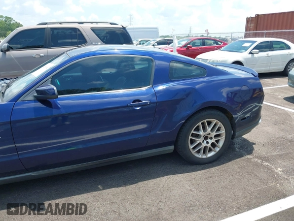 2012 Ford Mustang Premium with VIN 1ZVBP8AM1C5257581, listed as a IAAI auction lot 42546982 with 282,995 mi miles and . Bid and sale history available at DreamBid. Image 3.