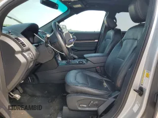 2018 Ford Explorer Limited с VIN 1FM5K7F83JGC16760, выставлен на аукционе Copart как лот 60411335 с пробегом 104 543 миль миль и Списание • Salvage title. История ставок и продаж доступна на DreamBid. Изображение 7.