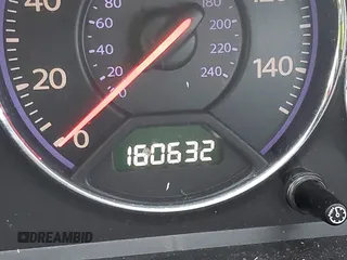 2005 Honda Civic LX z VIN 1HGES16555L014038, wystawiony jako IAAI lot #42027663 z przebiegiem 160 632 mil mil oraz . Historia ofert i sprzedaży dostępna na DreamBid. Obrazek 7.