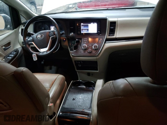 2018 Toyota Sienna XLE with VIN 5TDDZ3DC1JS205063, listed as a Copart auction lot 44334065 with 103,369 mi miles and Clean Title. Bid and sale history available at carsss.com. Image 8.