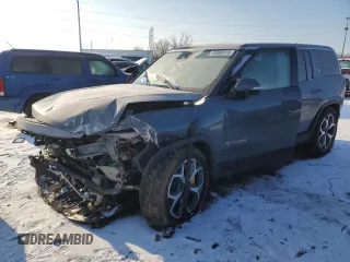 2024 Rivian R1S Adventure z VIN 7PDSGABA1RN043089, wystawiony jako Copart lot #43860515 z przebiegiem Nie podano mil oraz Nie do naprawy. Historia ofert i sprzedaży dostępna na DreamBid. Obrazek 1.