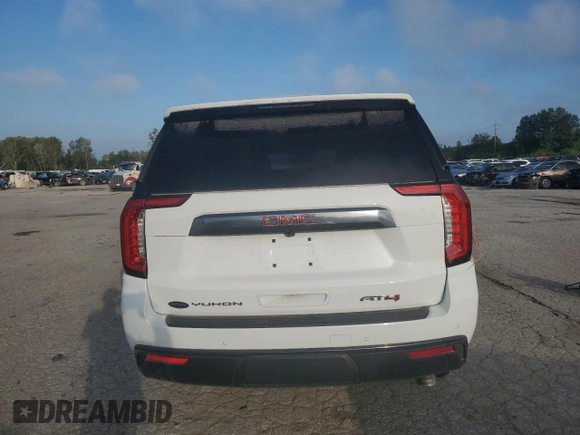 2021 GMC Yukon AT4 with VIN 1GKS2CKD7MR304131, listed as a Copart auction lot 67083384 with 44,714 mi miles and Salvage Title. Bid and sale history available at carsss.com. Image 6.