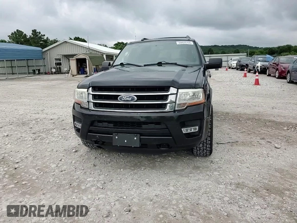 2016 Ford Expedition XLT z VIN 1FMJU1JT5GEF54067, wystawiony jako Copart lot #59920705 z przebiegiem 125 826 mil mil oraz Czysty tytuł • Clean title. Historia ofert i sprzedaży dostępna na DreamBid. Obrazek 14.