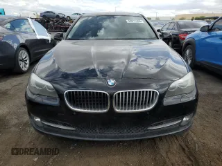 2011 BMW 5 Series 535i z VIN WBAFR7C51BC804161, wystawiony jako Copart lot #54971455 z przebiegiem 194 807 mil mil oraz Tytuł czysty. Historia ofert i sprzedaży dostępna na DreamBid. Obrazek 5.