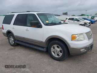 2003 Ford Expedition Eddie Bauer with VIN 1FMRU17W43LA54217, listed as a IAAI auction lot 42080308 with 291,198 mi miles. Bid and sale history available at carsss.com. Image 1.