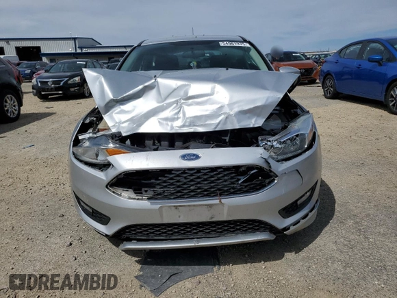2015 Ford Focus SE with VIN 1FADP3K25FL312471, listed as a Copart auction lot 54981975 with 129,970 mi miles and Non Repairable. Bid and sale history available at carsss.com. Image 5.