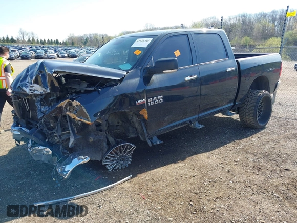 2018 Ram 1500 Big Horn with VIN 1C6RR7LT1JS332585, listed as a IAAI auction lot 42110348 with Not provided miles and . Bid and sale history available at DreamBid. Image 18.