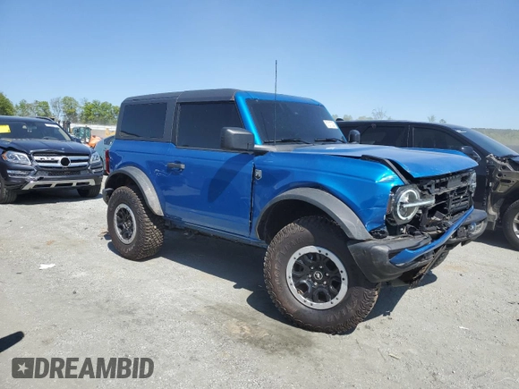 2024 Ford Bronco Big Bend z VIN 1FMDE7AH9RLA94869, wystawiony jako Copart lot #51317025 z przebiegiem 6 884 mil mil oraz Szkoda całkowita • Salvage title. Historia ofert i sprzedaży dostępna na DreamBid. Obrazek 4.