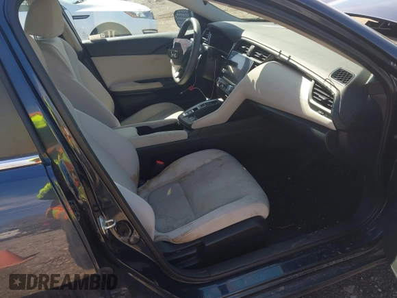 2021 Honda Insight EX with VIN 19XZE4F5XME003262, listed as a IAAI auction lot 41875669 with 43,005 mi miles and . Bid and sale history available at carsss.com. Image 5.