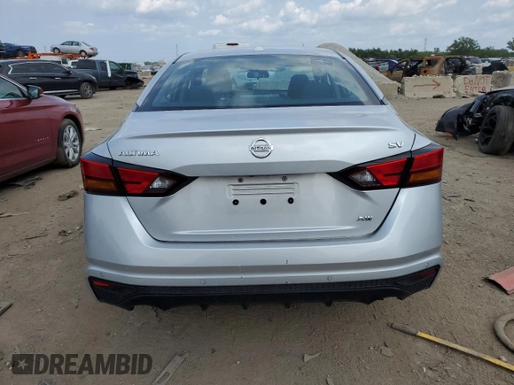 2021 Nissan Altima SV z VIN 1N4BL4DW1MN303356, wystawiony jako Copart lot #72468534 z przebiegiem 73 902 mil mil oraz Szkoda całkowita • Salvage title. Historia ofert i sprzedaży dostępna na DreamBid. Obrazek 6.