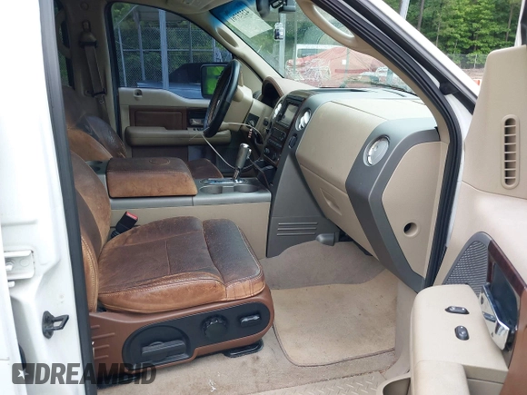 2005 Ford F-150 XLT with VIN 1FTPW12525KE38039, listed as a IAAI auction lot 42373761 with 295,788 mi miles and . Bid and sale history available at DreamBid. Image 5.
