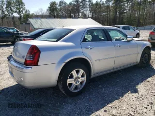 2006 Chrysler 300 C with VIN 2C3KK63H26H350875, listed as a Copart auction lot 48354494 with 81,094 mi miles and Clean Title. Bid and sale history available at carsss.com. Image 3.