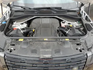 2024 Land Rover Range Rover SE with VIN SALKPBE94RA222080, listed as a Copart auction lot 43706375 with 0 mi miles and Salvage Title. Bid and sale history available at carsss.com. Image 12.
