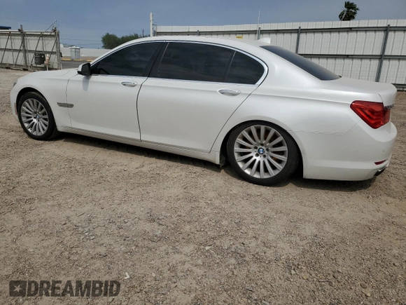 2012 BMW 7 Series 750Li xDrive with VIN WBAKC8C57CC436737, listed as a Copart auction lot 52068285 with 125,582 mi miles and Salvage Title. Bid and sale history available at carsss.com. Image 2.
