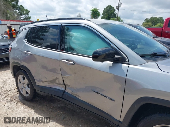 2022 Jeep Compass Latitude z VIN 3C4NJCBB7NT189257, wystawiony jako IAAI lot #42250218 z przebiegiem 13 743 mil mil oraz . Historia ofert i sprzedaży dostępna na DreamBid. Obrazek 6.