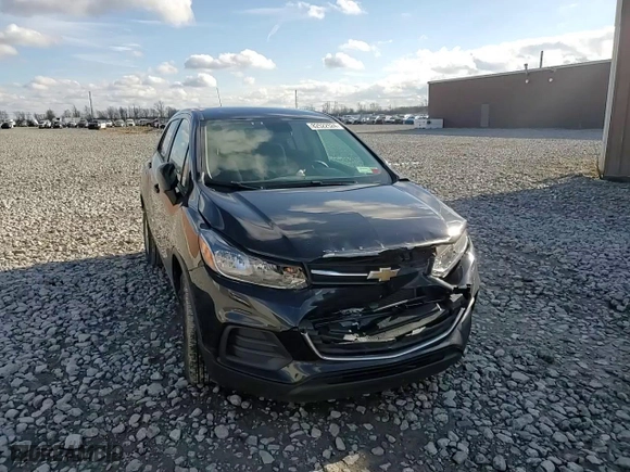 2021 Chevrolet Trax LS with VIN KL7CJKSB5MB330289, listed as a Copart auction lot 82522524 with 52,749 mi miles and Non Repairable. Bid and sale history available at carsss.com. Image 12.