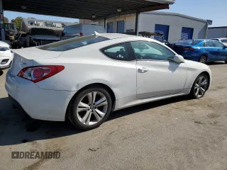 2011 Hyundai Genesis Coupe with VIN KMHHT6KD2BU063668, listed as a Copart auction lot 46378695 with 114,932 mi miles and Clean title. Bid and sale history available at DreamBid. Image 3.