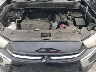2019 Mitsubishi Outlander ES z VIN JA4AP3AU1KU001666, wystawiony jako Copart lot #43932725 z przebiegiem 83 406 mil mil oraz Szkoda całkowita • Salvage title. Historia ofert i sprzedaży dostępna na DreamBid. Obrazek 12.