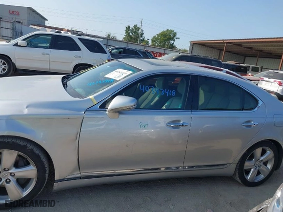 2012 Lexus LS 460 with VIN JTHBL5EF0C5113088, listed as a IAAI auction lot 40343418 with NaN miles. Bid and sale history available at carsss.com. Image 15.