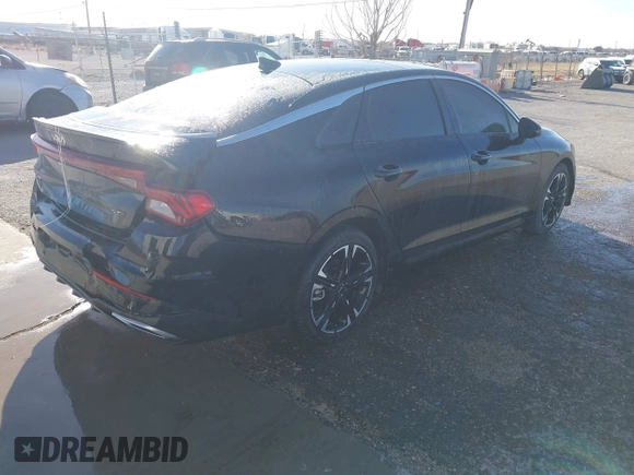 2022 Kia K5 GT-Line z VIN 5XXG64J2XNG139790, wystawiony jako IAAI lot #41737680 z przebiegiem 34 738 mil mil oraz . Historia ofert i sprzedaży dostępna na DreamBid. Obrazek 4.