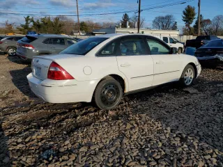 2006 Ford Five Hundred Limited with VIN 1FAHP28146G142770, listed as a Copart auction lot 87352874 with 101,925 mi miles and Salvage Title. Bid and sale history available at carsss.com. Image 3.