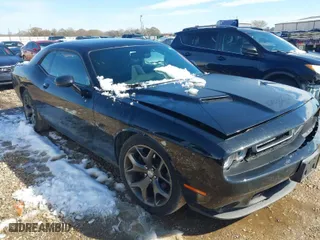 2015 Dodge Challenger R/T with VIN 2C3CDZAT9FH861314, listed as a IAAI auction lot 41373091 with 32,615 mi miles. Bid and sale history available at carsss.com. Image 1.