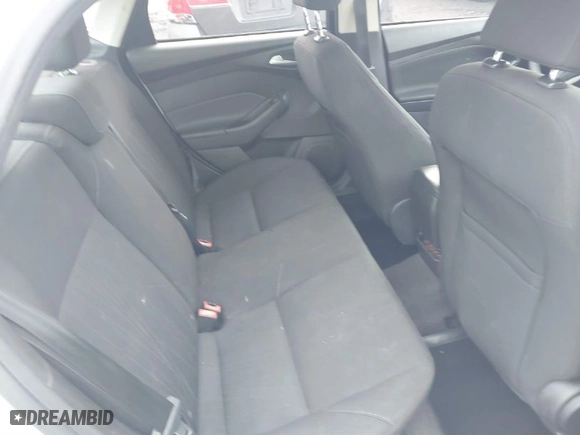 2016 Ford Focus SE with VIN 1FADP3F29GL255686, listed as a IAAI auction lot 41765115 with 1 mi miles. Bid and sale history available at carsss.com. Image 8.