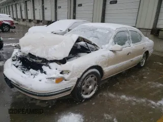 1998 Lincoln Continental with VIN 1LNFM97V7WY742356, listed as a Copart auction lot 44723325 with 191,173 mi miles and Salvage Title. Bid and sale history available at carsss.com. Image 1.