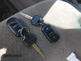 2004 Toyota Camry LE z VIN JTDBE32K140260522, wystawiony jako IAAI lot #42476400 z przebiegiem 152 466 mil mil oraz . Historia ofert i sprzedaży dostępna na DreamBid. Obrazek 11.