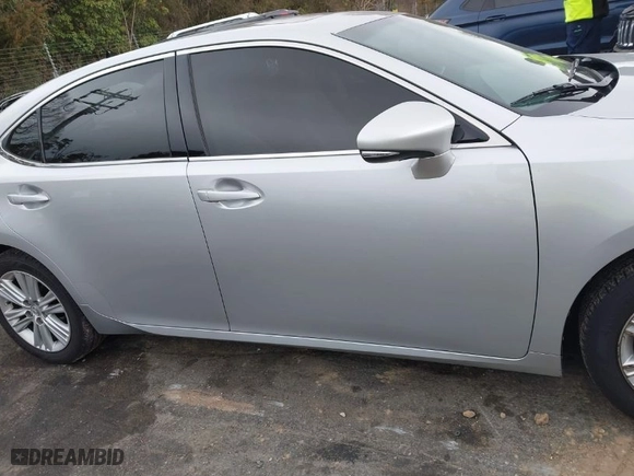 2015 Lexus ES 350 with VIN JTHBK1GG4F2194040, listed as a IAAI auction lot 41769300 with 138,799 mi miles. Bid and sale history available at carsss.com. Image 13.