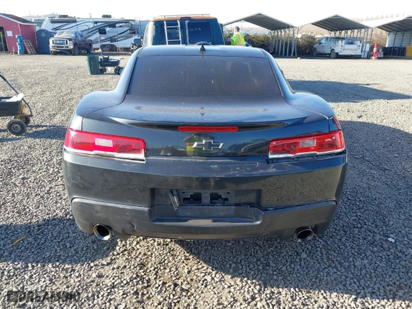 2014 Chevrolet Camaro LS with VIN 2G1FA1E31E9183026, listed as a IAAI auction lot 41738975 with 122,738 mi miles. Bid and sale history available at carsss.com. Image 16.