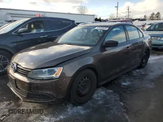 2011 Volkswagen Jetta Sedan S with VIN 3VW2K7AJ3BM117815, listed as a Copart auction lot 45658625 with 189,160 mi miles and Clean Title. Bid and sale history available at carsss.com. Image 1.