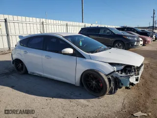 2015 Ford Focus ST with VIN 1FADP3L91FL275592, listed as a Copart auction lot 47089715 with 0 mi miles and Clean Title. Bid and sale history available at carsss.com. Image 4.