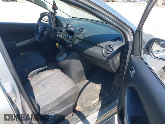 2012 Mazda 2 Sport with VIN JM1DE1KY1C0142339, listed as a IAAI auction lot 42227688 with 259,568 mi miles and . Bid and sale history available at DreamBid. Image 5.