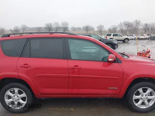 2011 Toyota RAV4 Limited with VIN 2T3DF4DV8BW109205, listed as a IAAI auction lot 41192264 with 159,555 mi miles and . Bid and sale history available at DreamBid. Image 13.