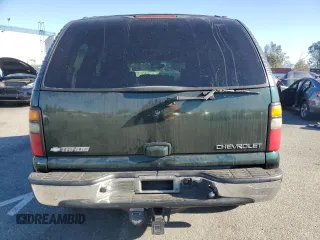 2003 Chevrolet Tahoe LS with VIN 1GNEC13TX3R233366, listed as a Copart auction lot 89020115 with 184,305 mi miles and Salvage Title. Bid and sale history available at carsss.com. Image 6.