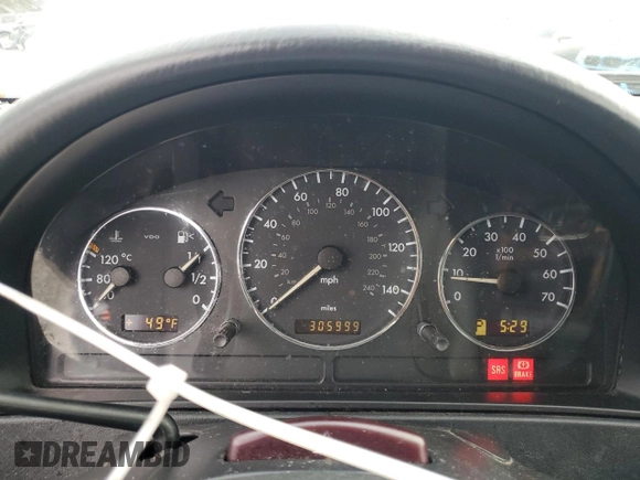 2005 Mercedes-Benz M 500 z VIN 4JGAB75E35A532559, wystawiony jako Copart lot #85321484 z przebiegiem 305 999 mil mil oraz Szkoda całkowita • Salvage title. Historia ofert i sprzedaży dostępna na DreamBid. Obrazek 9.