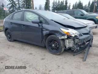 2015 Toyota Prius Four with VIN JTDKN3DU3F1919180, listed as a IAAI auction lot 41807569 with 132,924 mi miles. Bid and sale history available at carsss.com. Image 1.