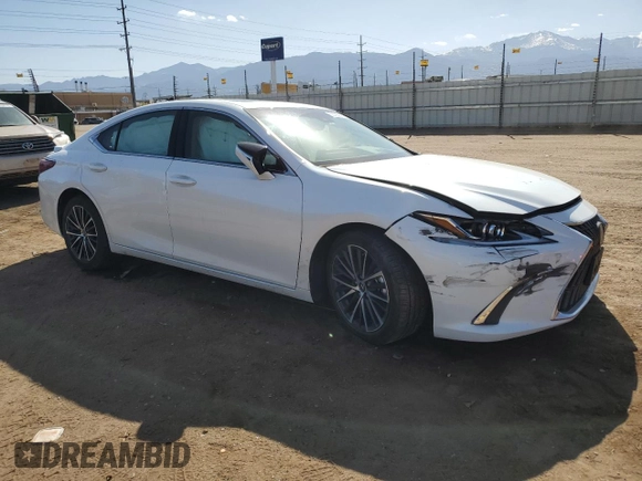 2024 Lexus ES 300h с VIN 58ADA1C11RU042633, выставлен на аукционе Copart как лот 53090625 с пробегом Не указан миль и Списание • Salvage title. История ставок и продаж доступна на DreamBid. Изображение 4.