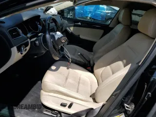 2017 Volkswagen Jetta SEL z VIN 3VWL17AJ6HM404789, wystawiony jako Copart lot #59029645 z przebiegiem 129 788 mil mil oraz Szkoda całkowita • Salvage title. Historia ofert i sprzedaży dostępna na DreamBid. Obrazek 7.